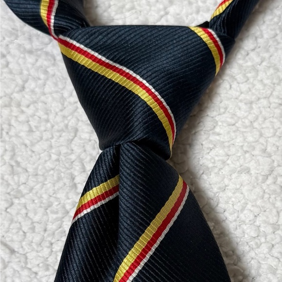Andrew’s Ties Navy Blue Yellow Red Stripe Rep made in Italy Silk neck tie preppy - Picture 1 of 7